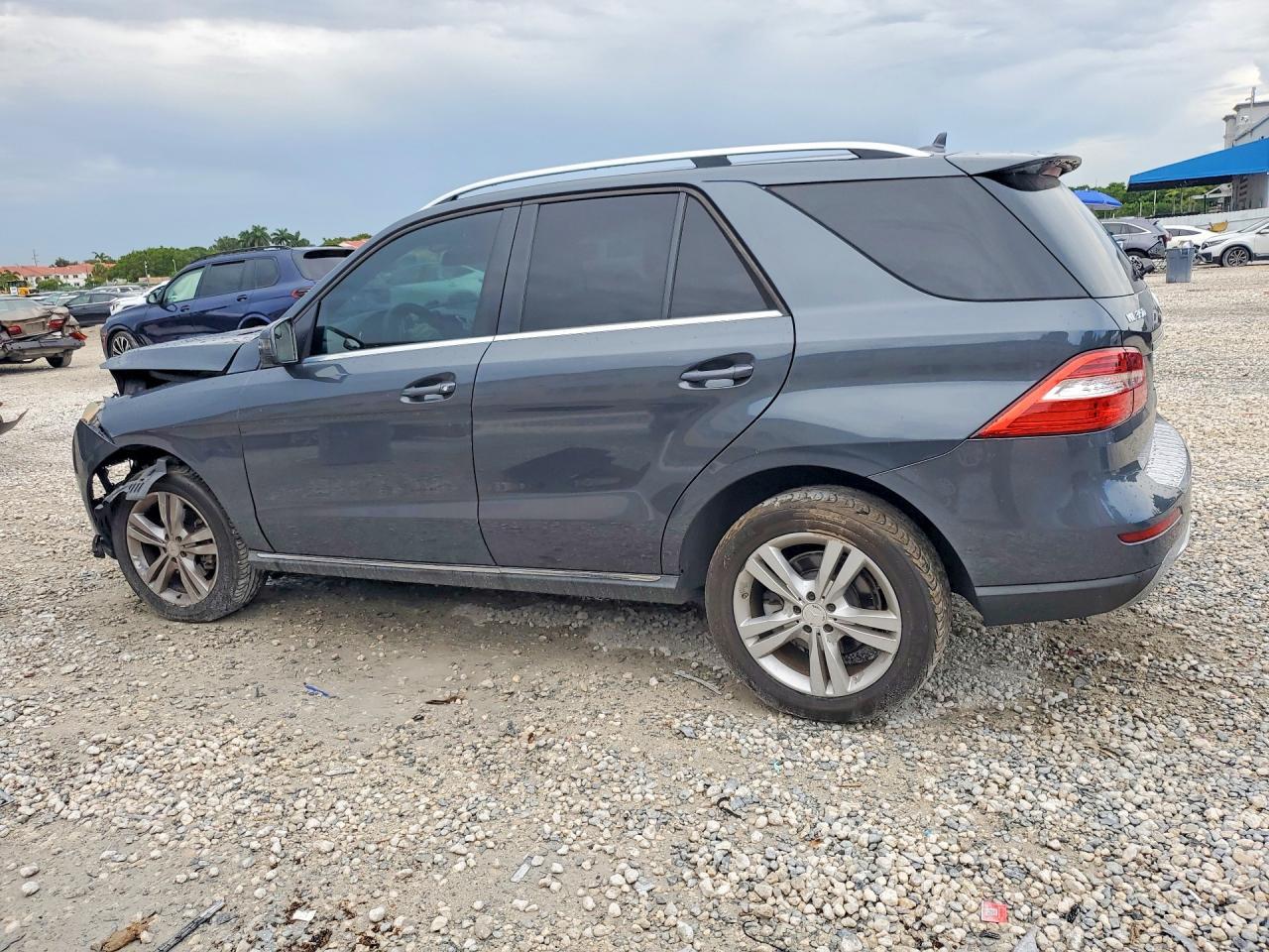 2015 Mercedes-Benz Ml 350 4Matic - Фото 2