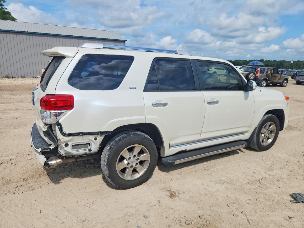 2011 Toyota 4Runner Sr5 - Image 3