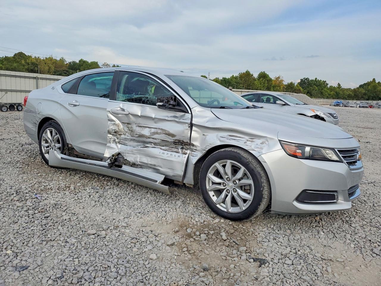 2017 Chevrolet Impala Lt - Image 4