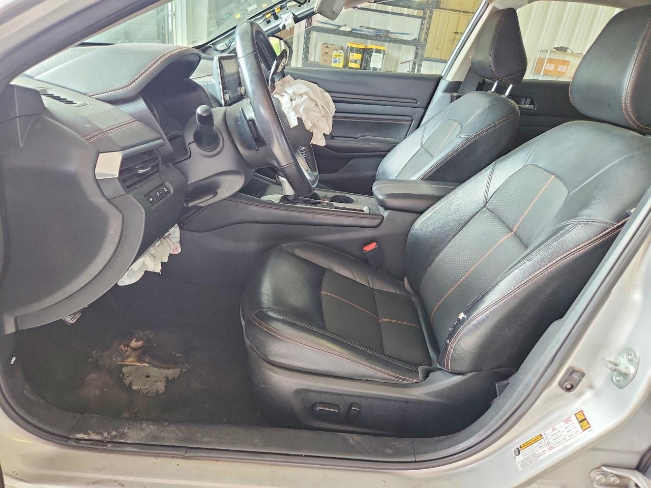 2022 Nissan Altima Sr - Image 7
