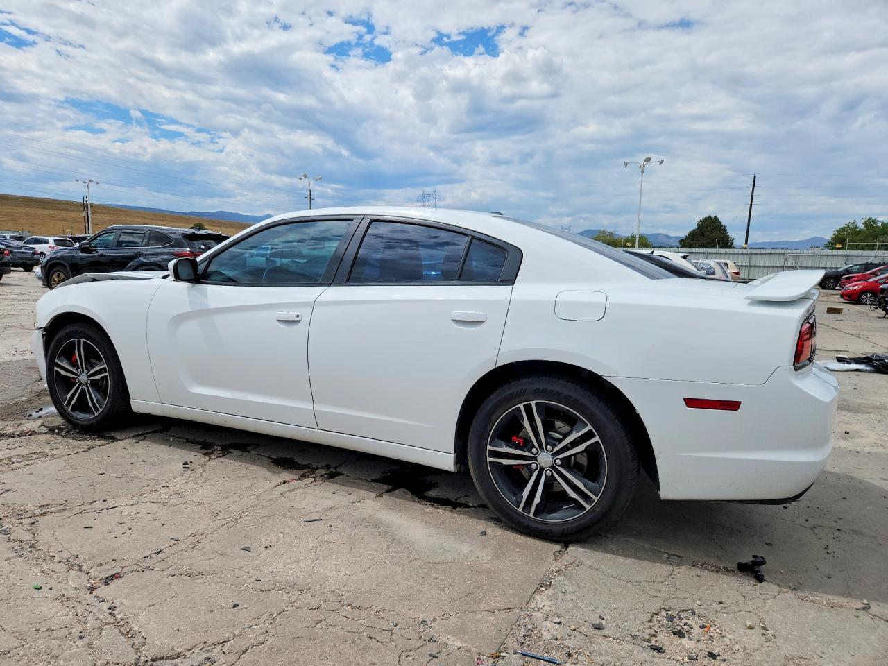 2014 Dodge Charger Sxt - Фото 2