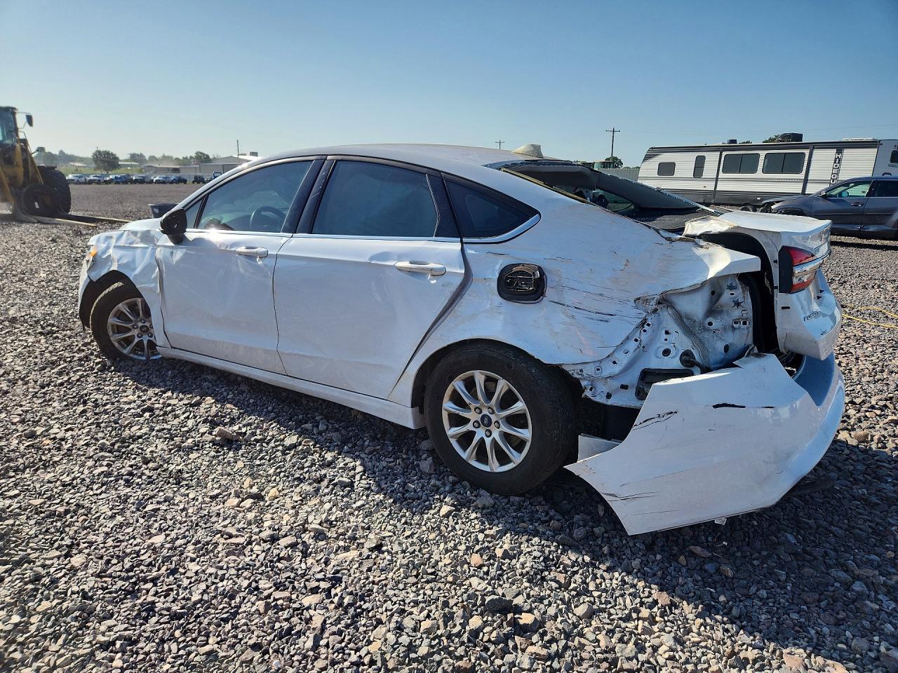 2017 Ford Fusion S - Фото 2