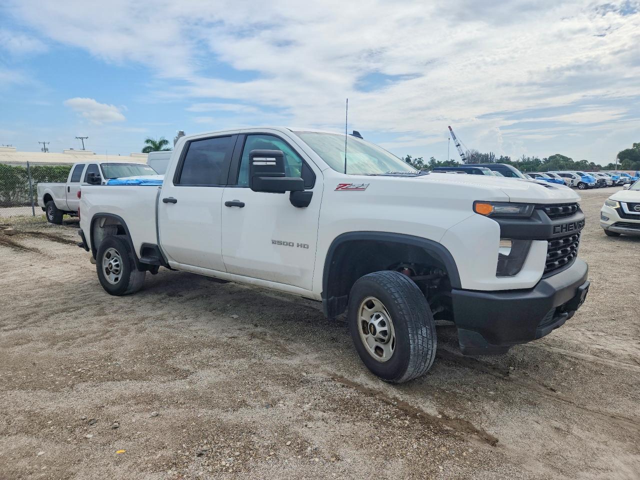 2023 Chevrolet Silverado K2500 Heavy Duty - Фото 4