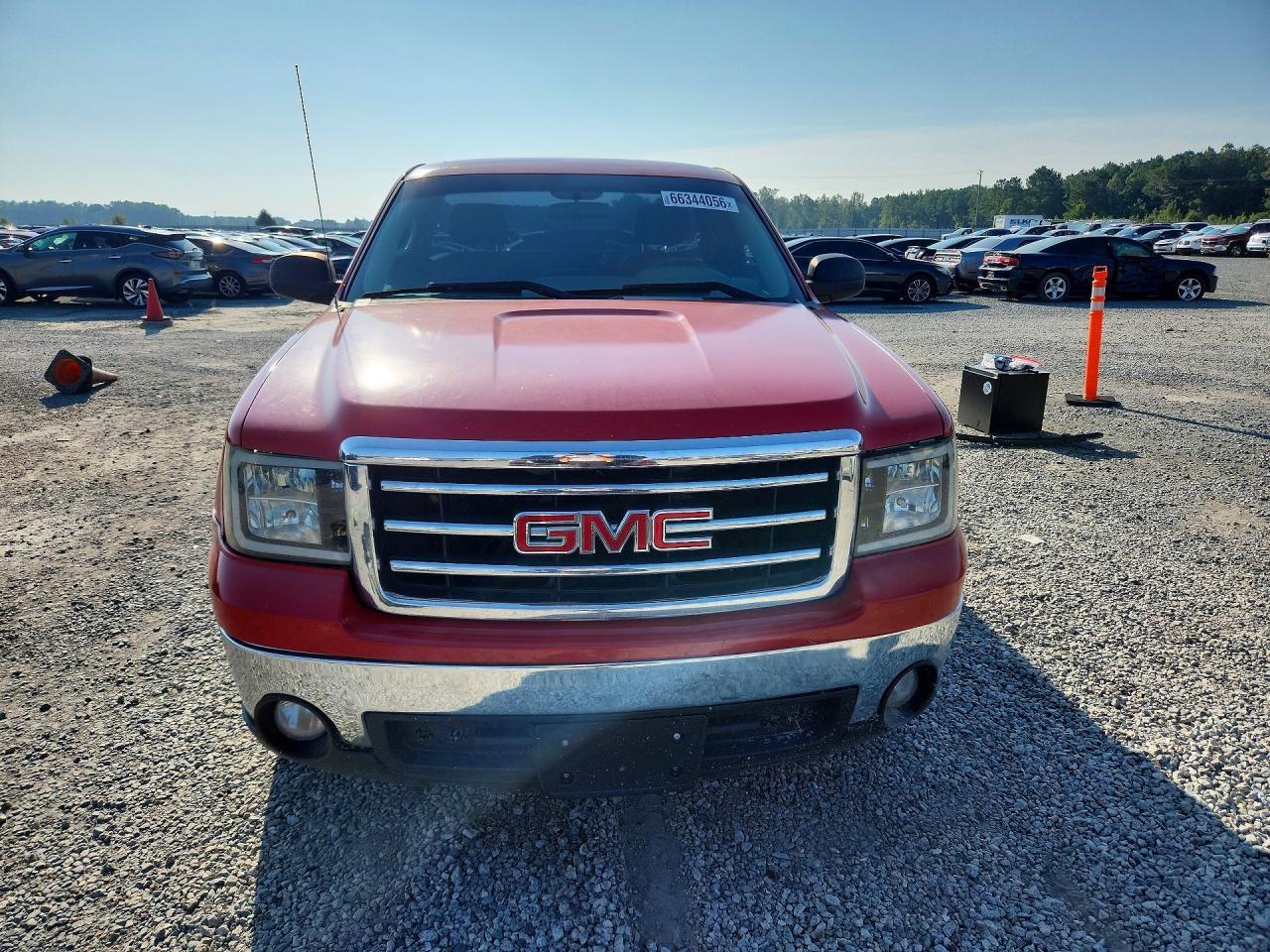 2013 GMC Sierra C1500 - Image 5