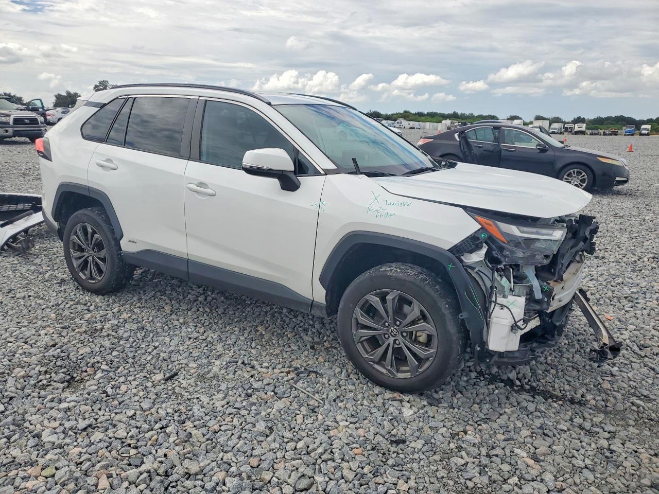2023 Toyota Rav4 Xle Premium - Фото 4