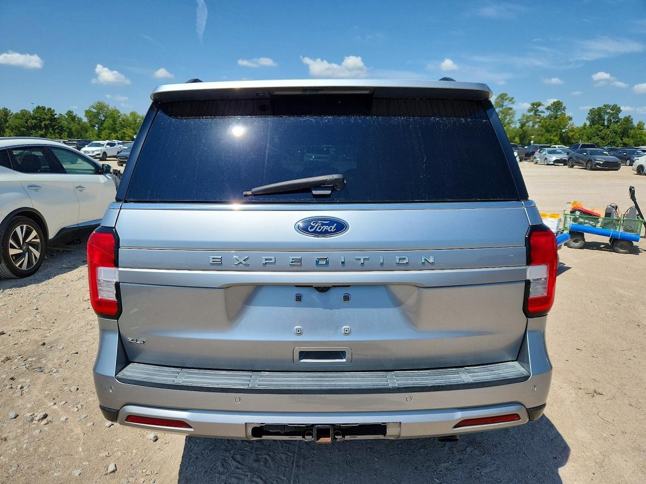2022 Ford Expedition Xlt - Фото 6