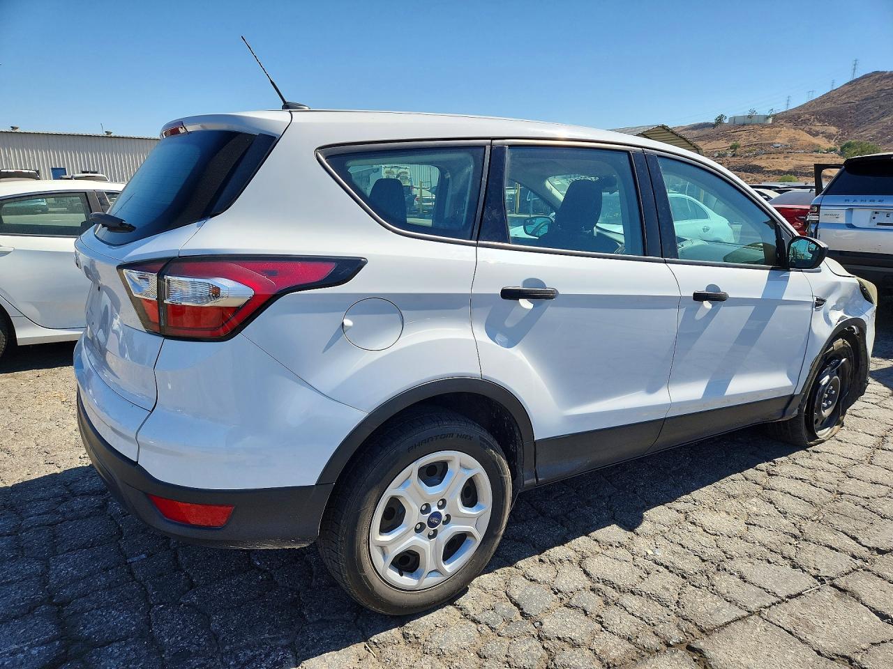 2018 Ford Escape S - Image 3