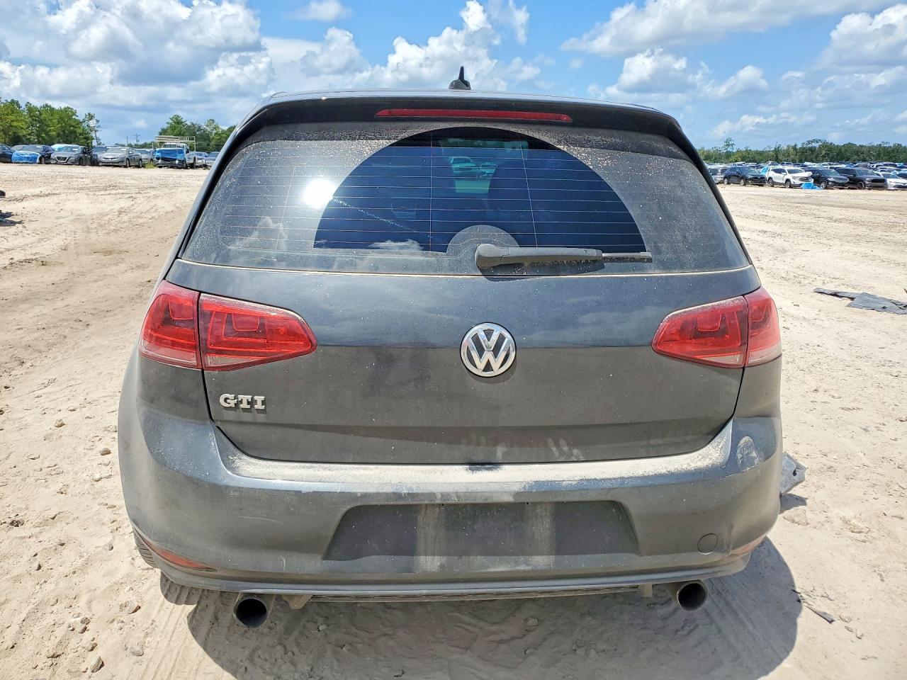2017 Volkswagen Gti S - Image 6