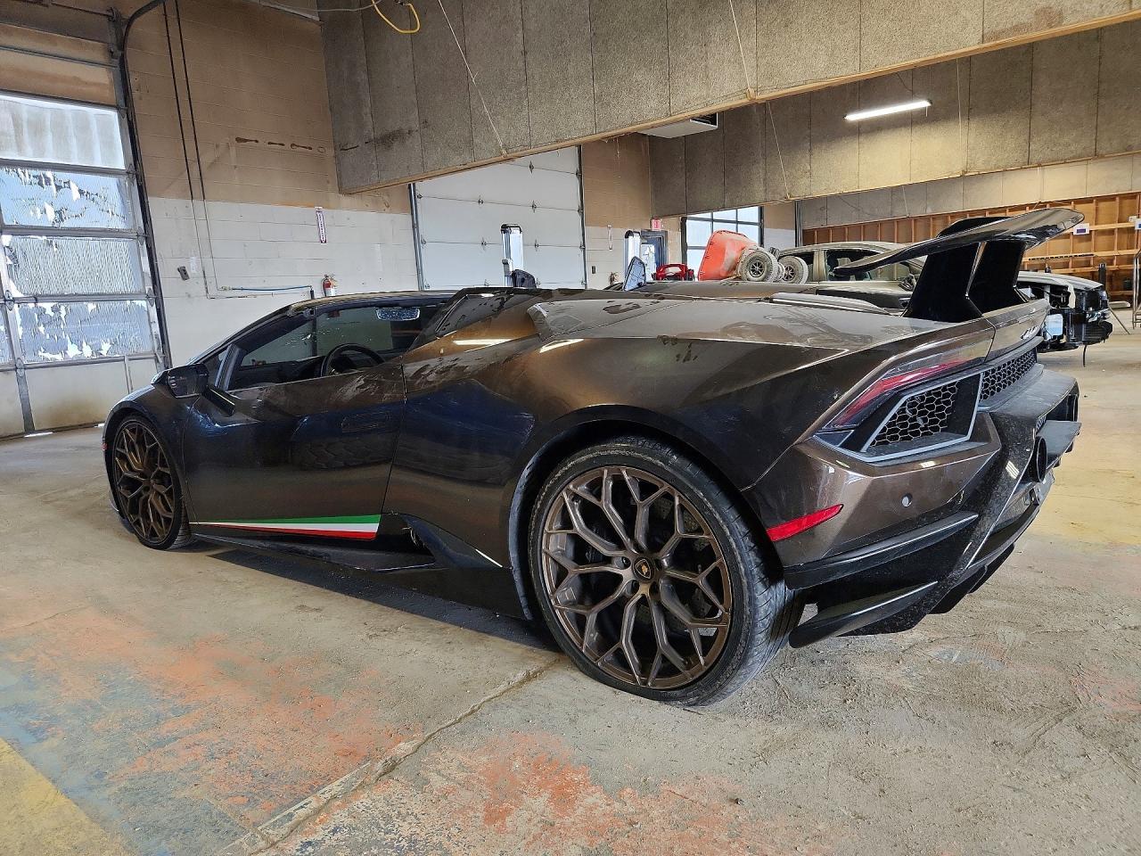 2018 Lamborghini Huracan Performante - Фото 2