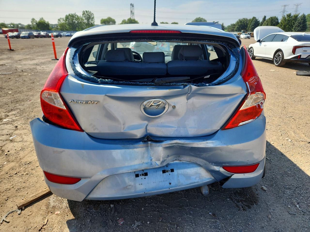 2013 Hyundai Accent Se - Image 6
