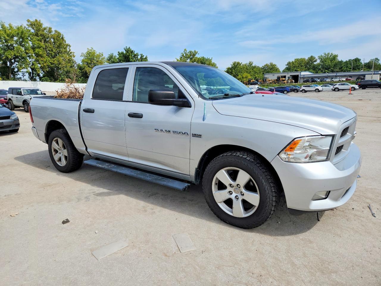2012 Dodge Ram 1500 St - Фото 4