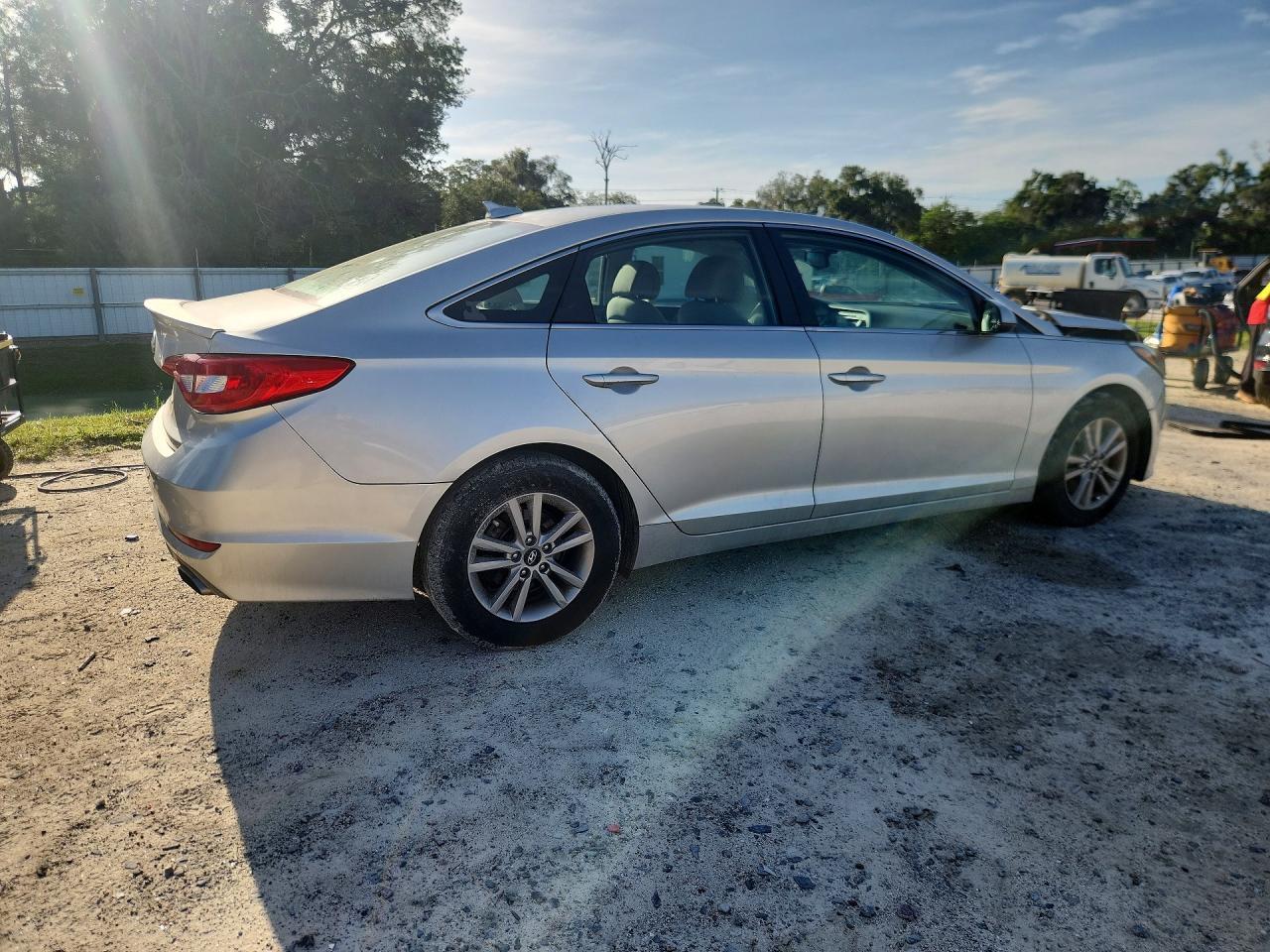 2016 Hyundai Sonata Se - Фото 3