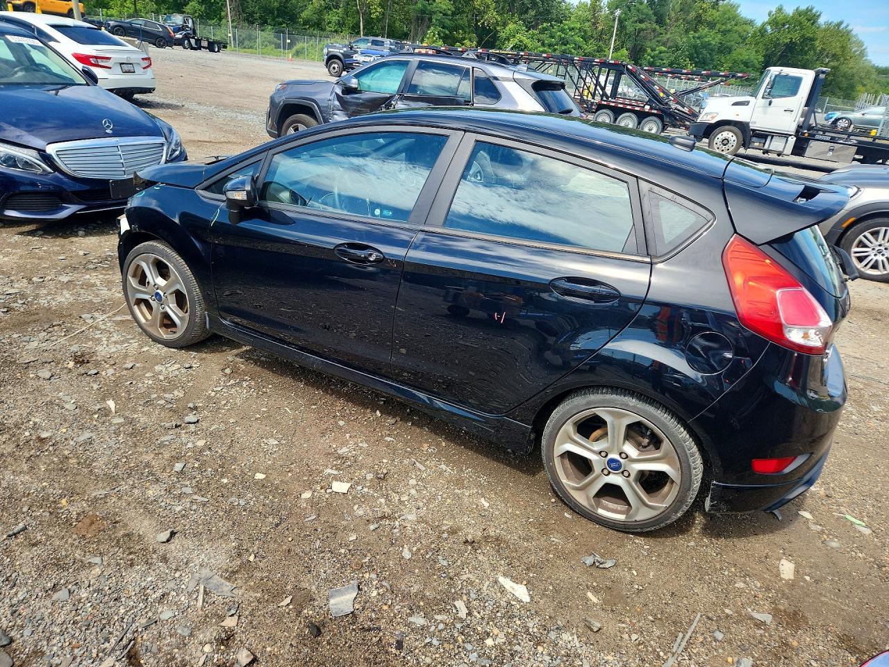 2017 Ford Fiesta St - Image 2