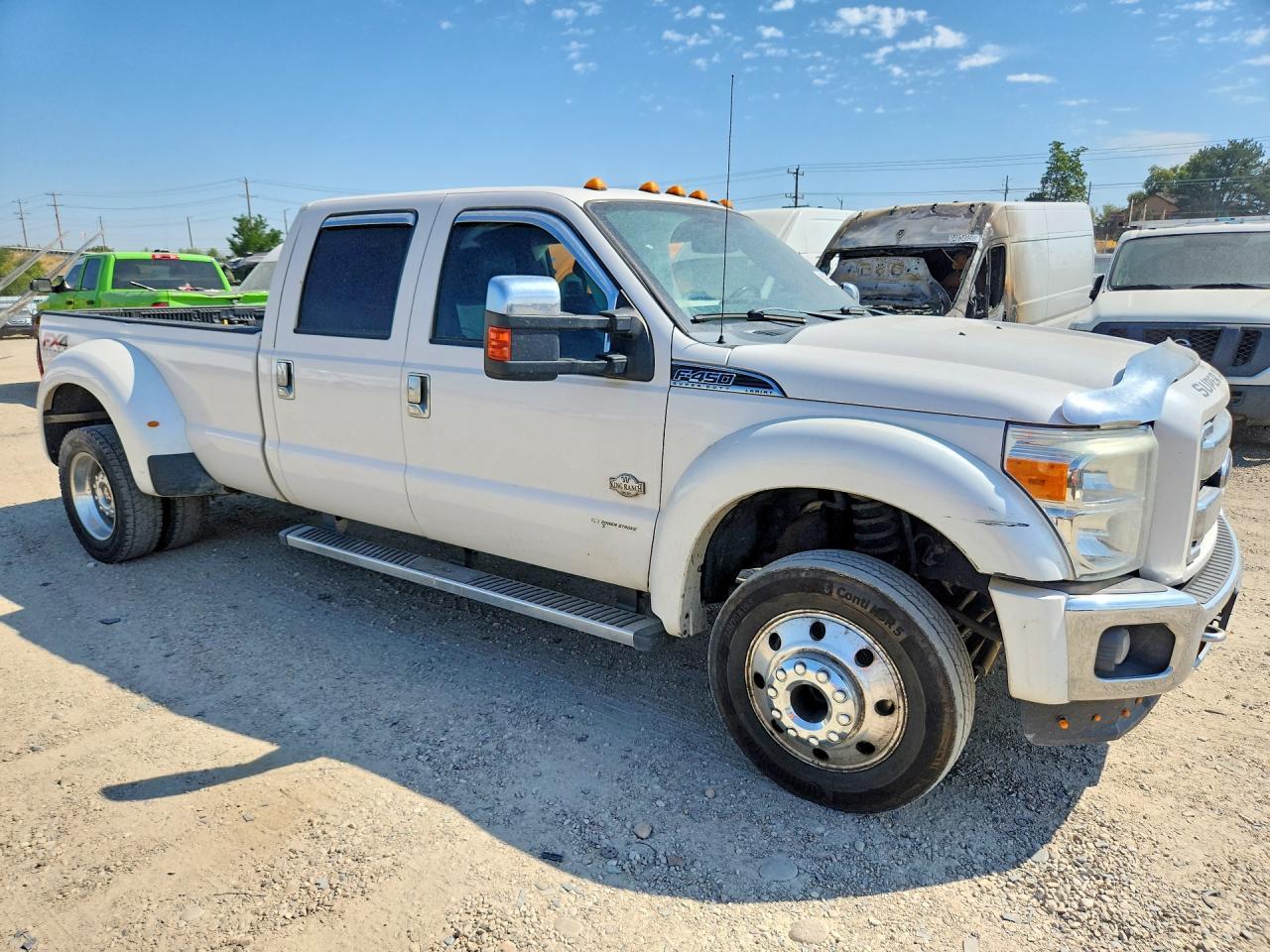 2016 Ford F-450 - Image 4