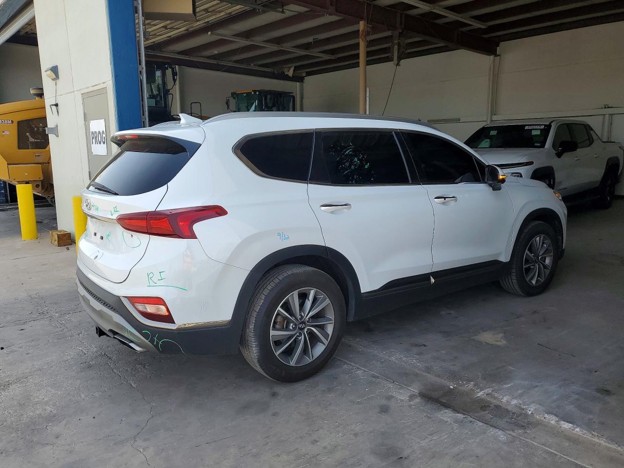 2020 Hyundai Santa Fe Limited - Image 3
