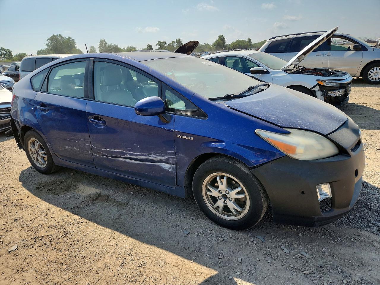 2011 Toyota Prius Three - Image 4