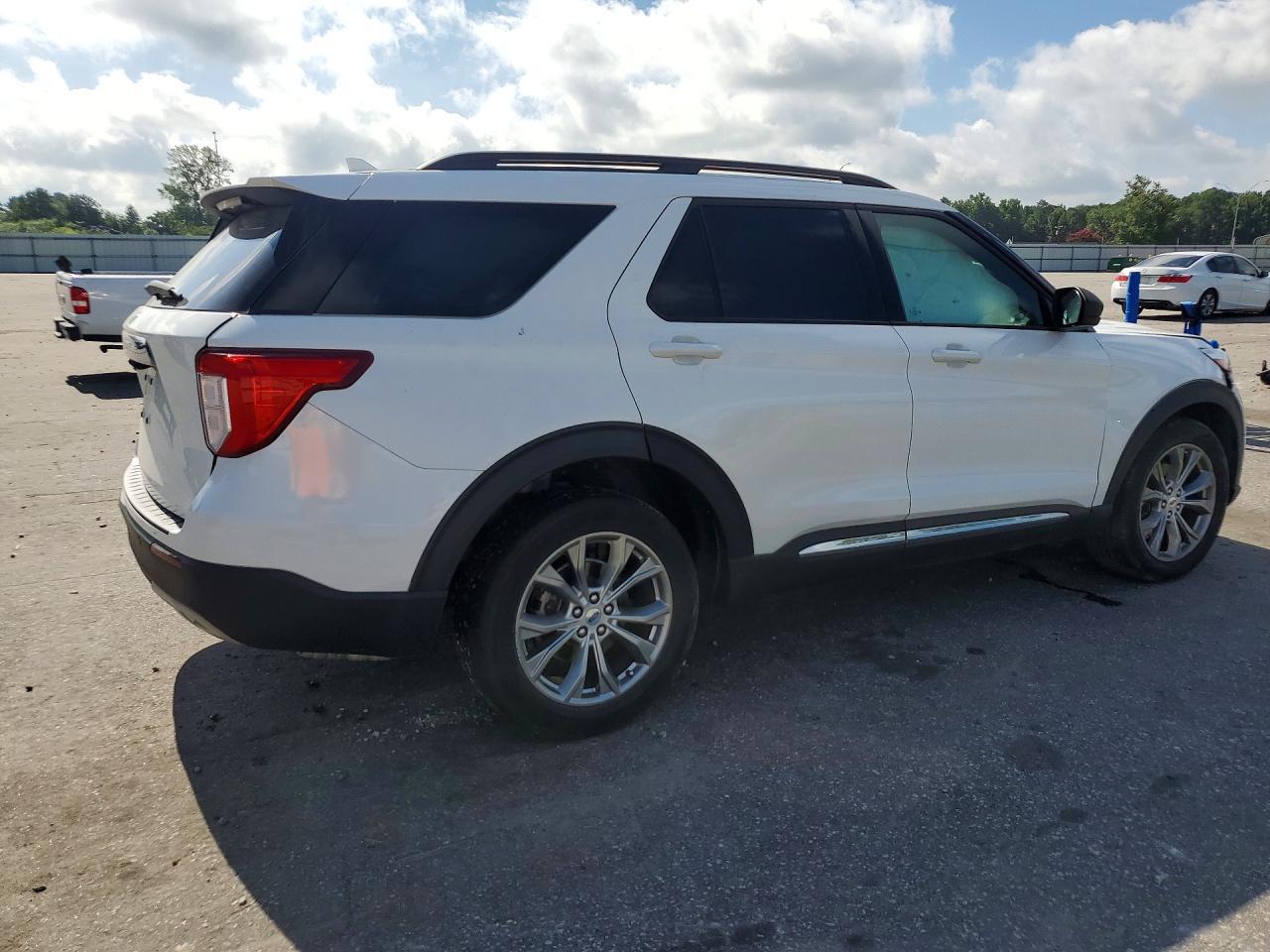 2021 Ford Explorer Xlt - Фото 3