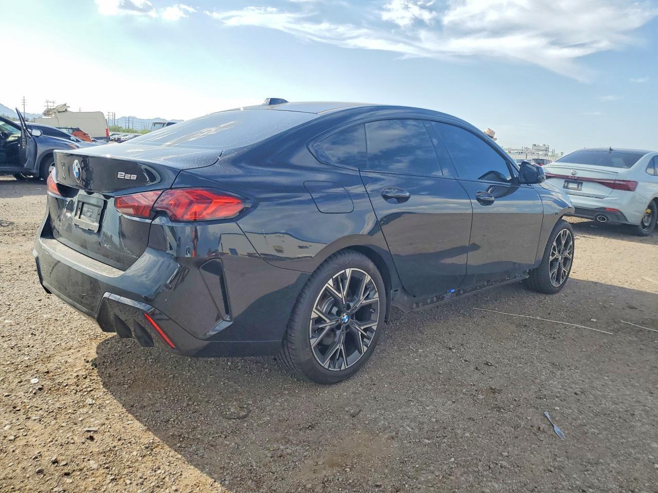 2026 BMW 228 - Фото 3