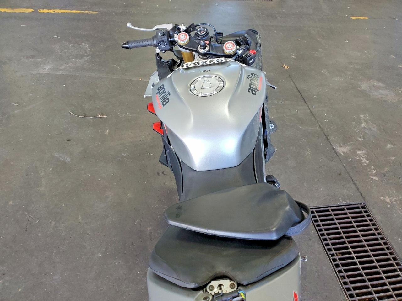 2024 Aprilia Rsv4 1100 - Фото 6
