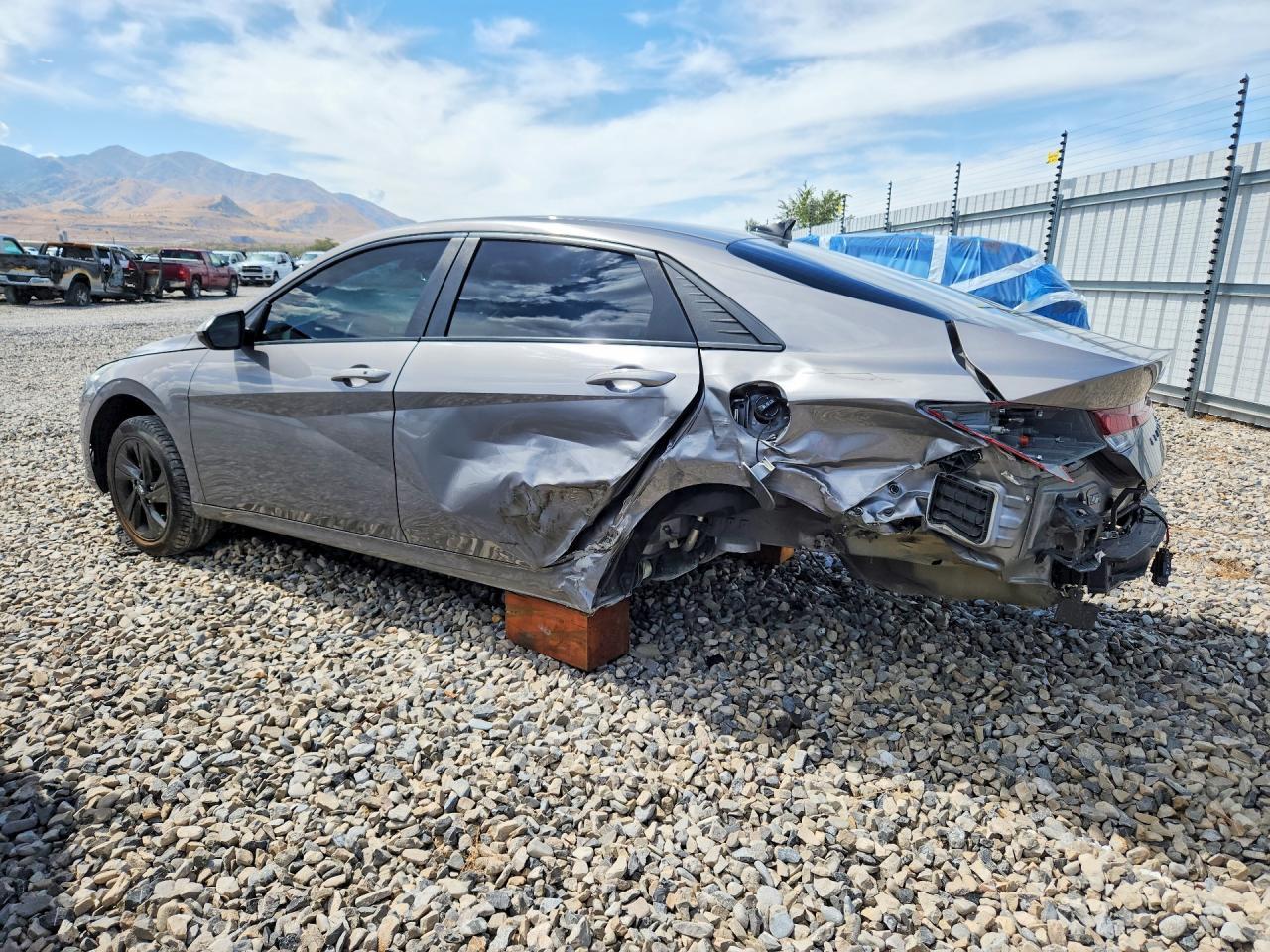 2021 Hyundai Elantra Sel - Image 2