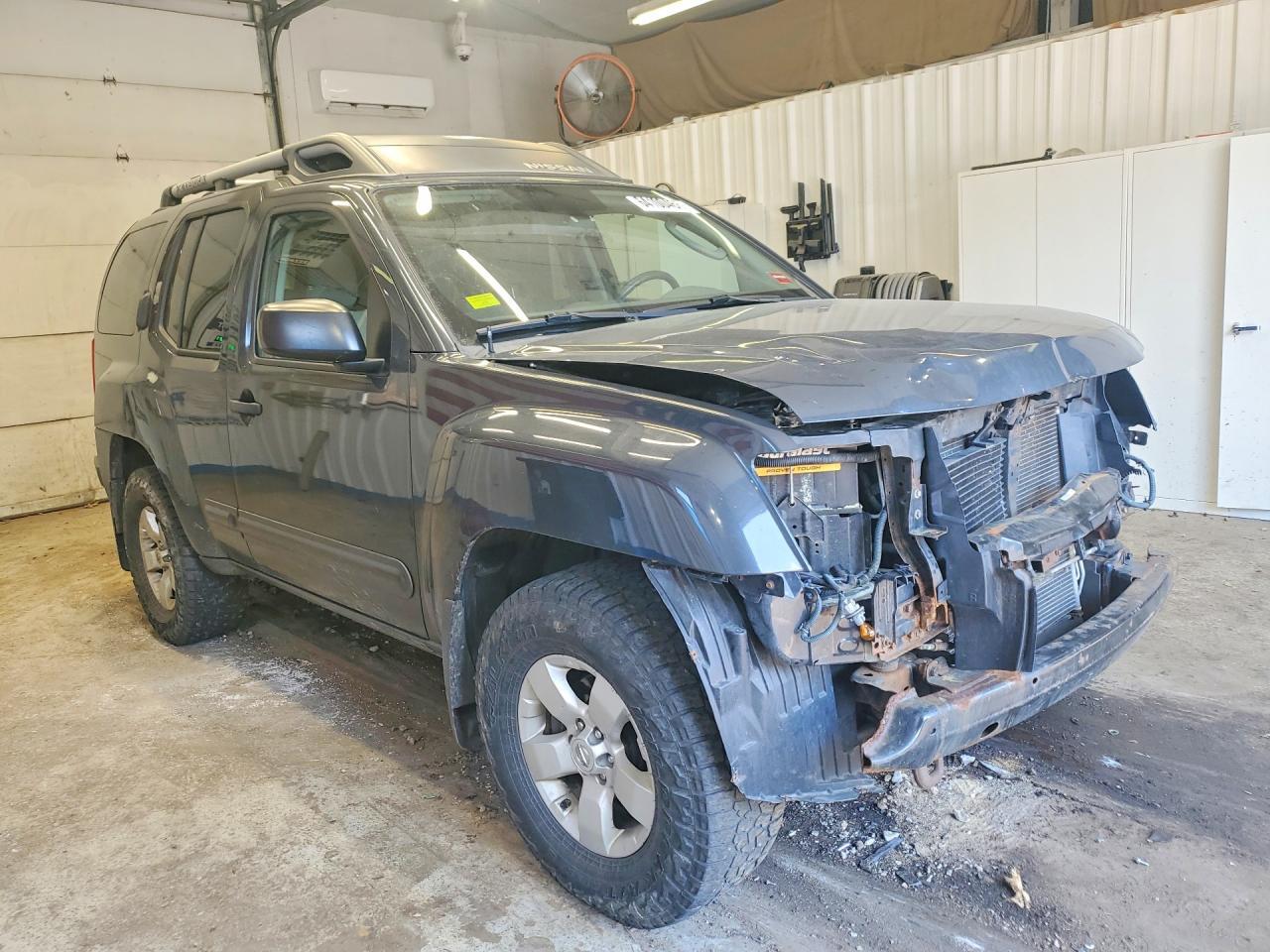 2012 Nissan Xterra X - Image 4