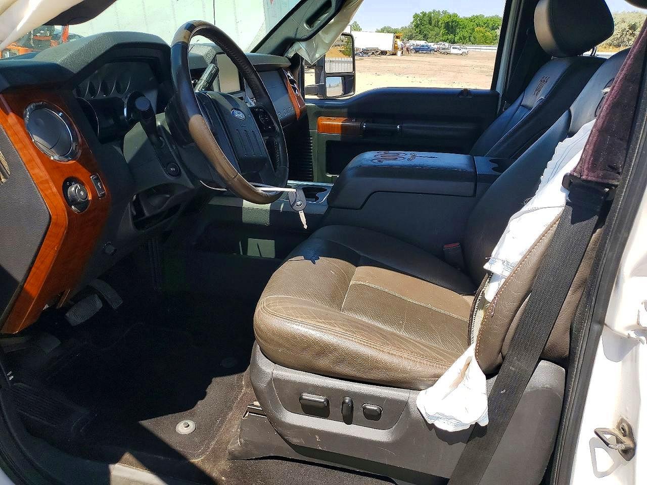 2016 Ford F-450 - Image 7