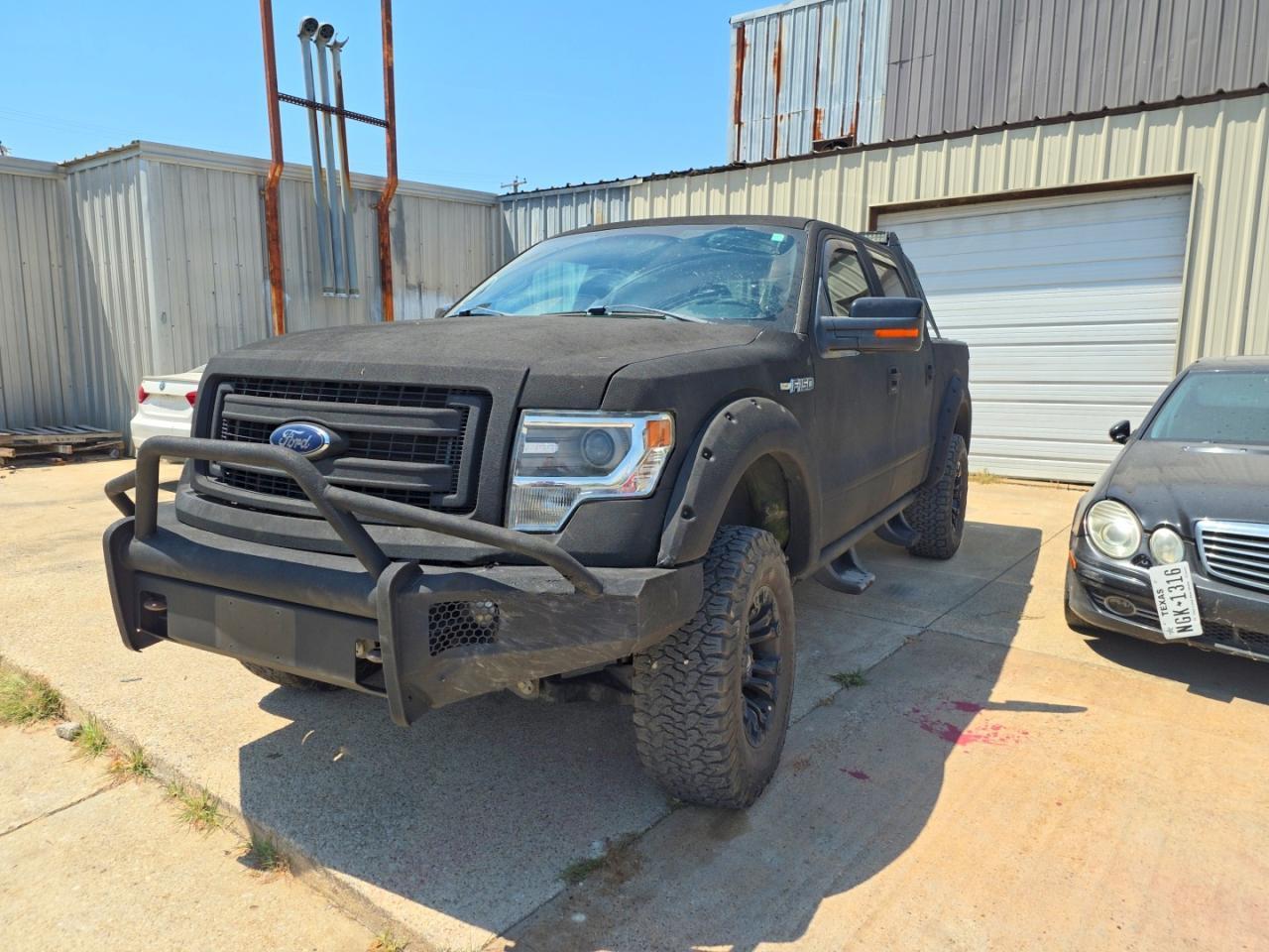 2013 Ford F150 Super - Фото 2