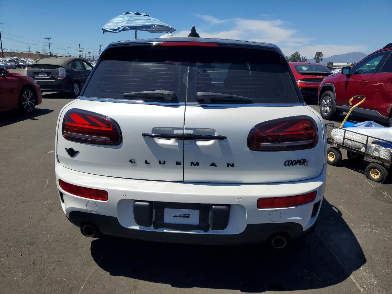 2023 Mini Cooper S Clubman - Фото 6
