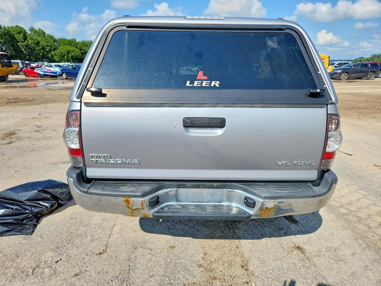 2014 Toyota Tacoma V6 - Фото 6