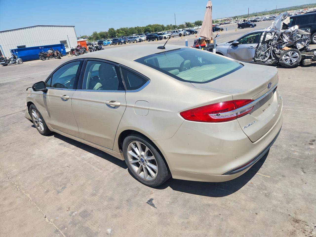 2017 Ford Fusion Se - Фото 2