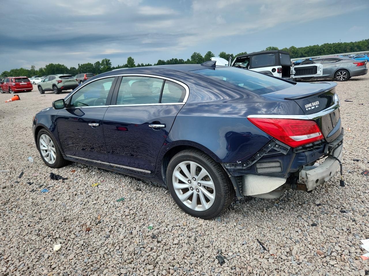 2016 Buick Lacrosse Premium - Фото 2