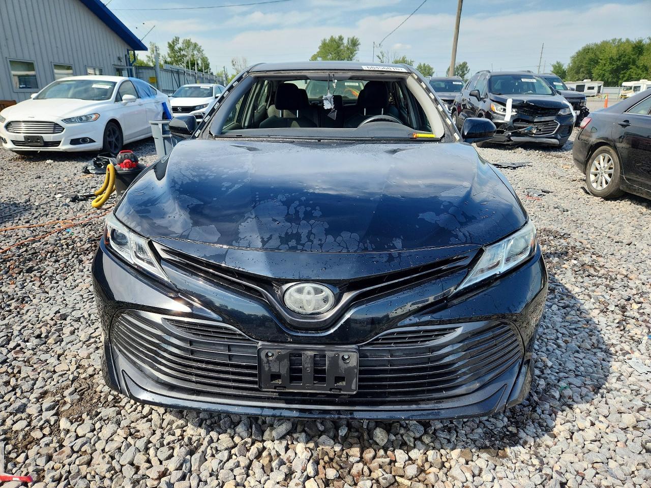 2018 Toyota Camry Le - Фото 5