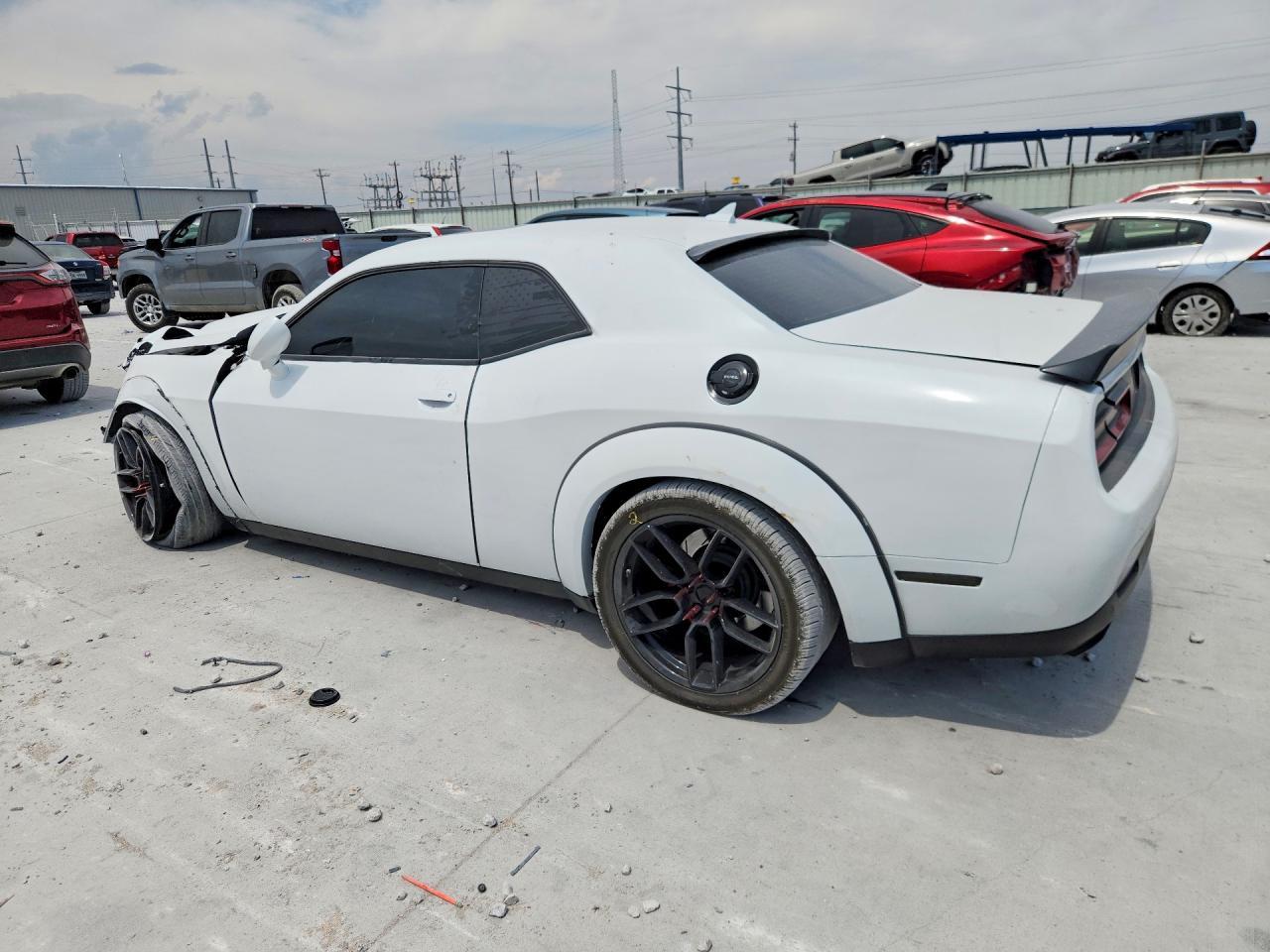 2017 Dodge Challenger Srt 392 - Фото 2