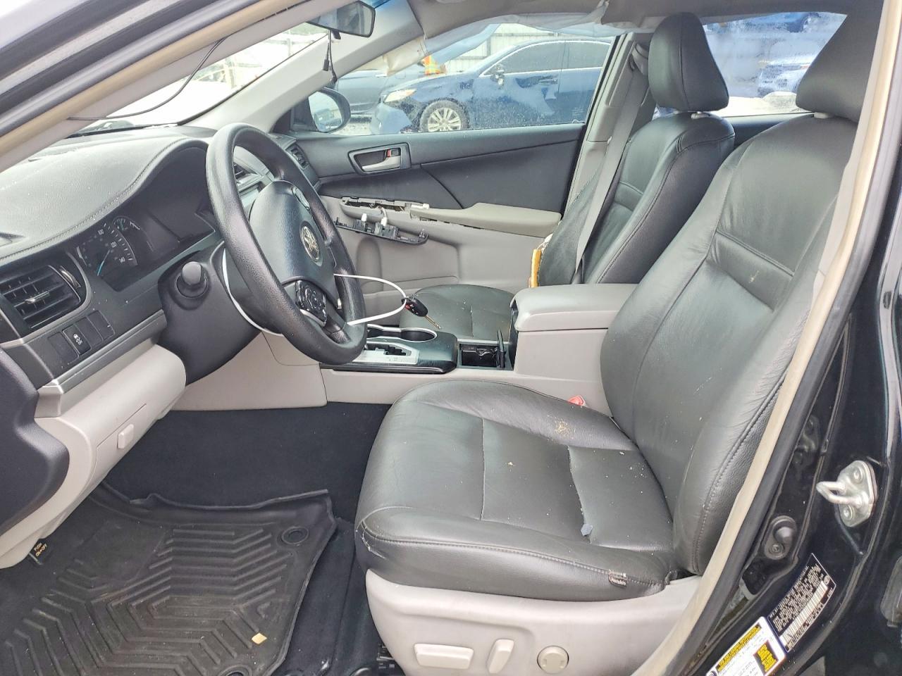 2013 Toyota Camry Le - Фото 7