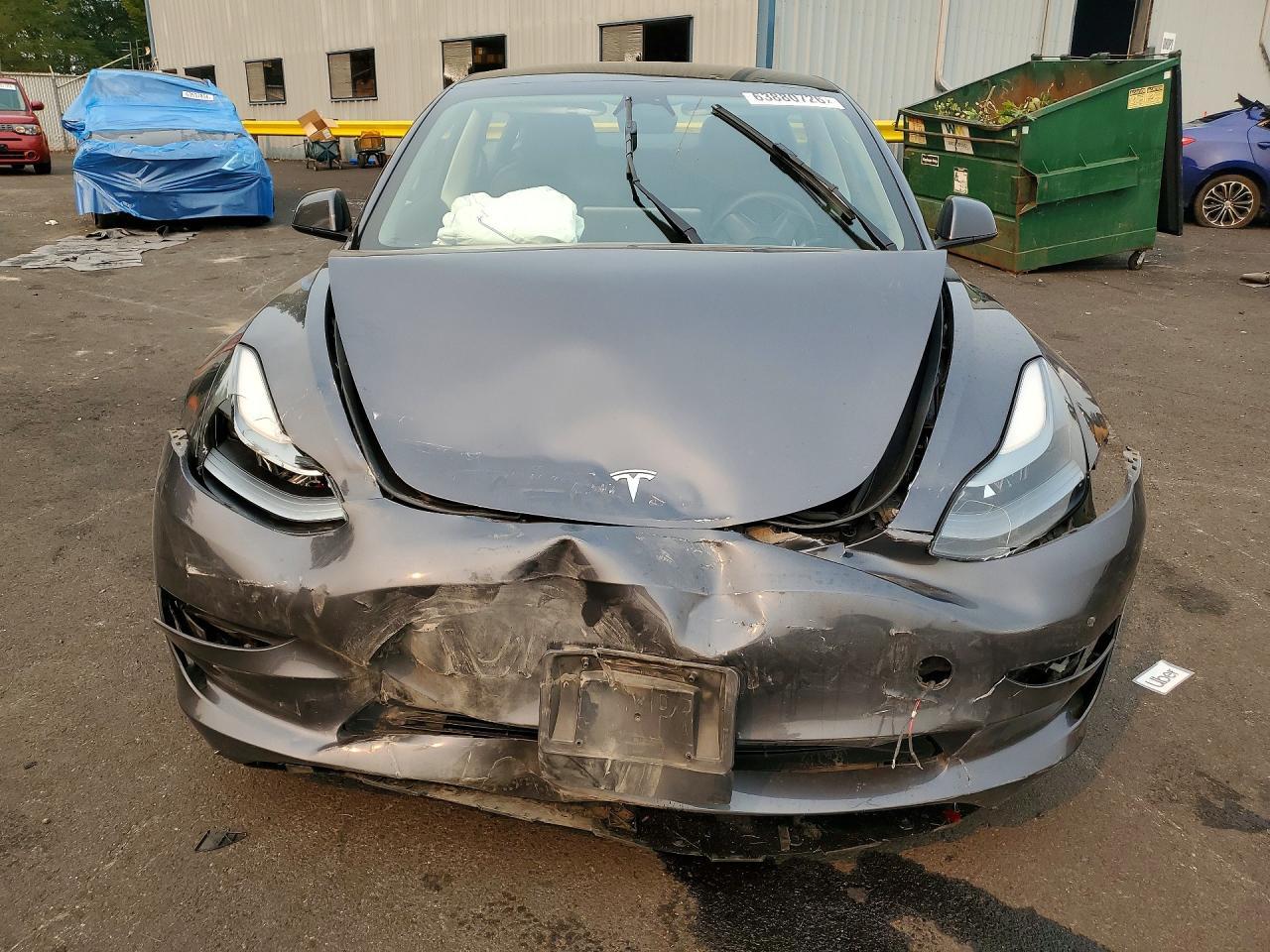 2023 Tesla Model 3 - Фото 5