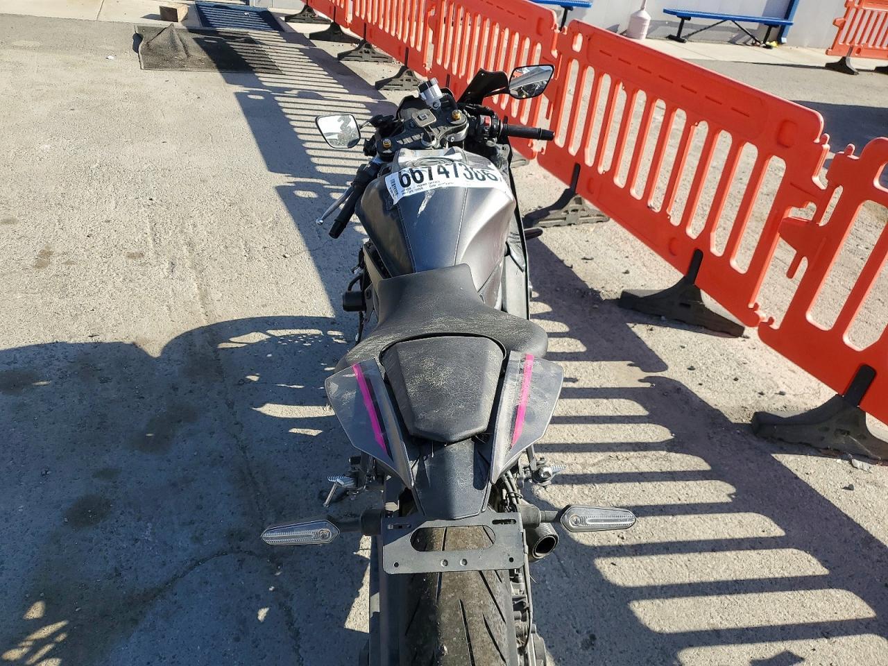 2024 Yamaha Yzfr7 - Image 6