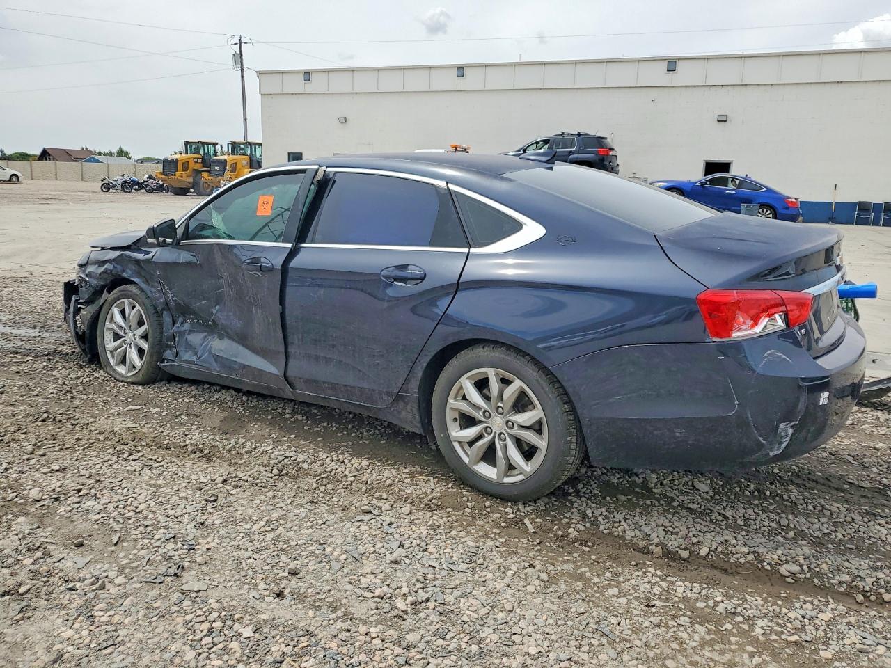2017 Chevrolet Impala Lt - Фото 2
