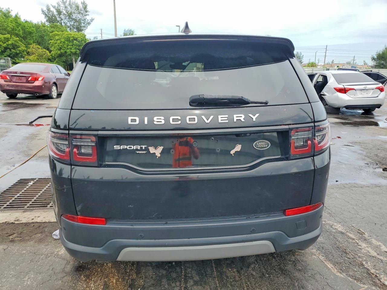 2020 Land Rover Discovery Sport - Фото 6