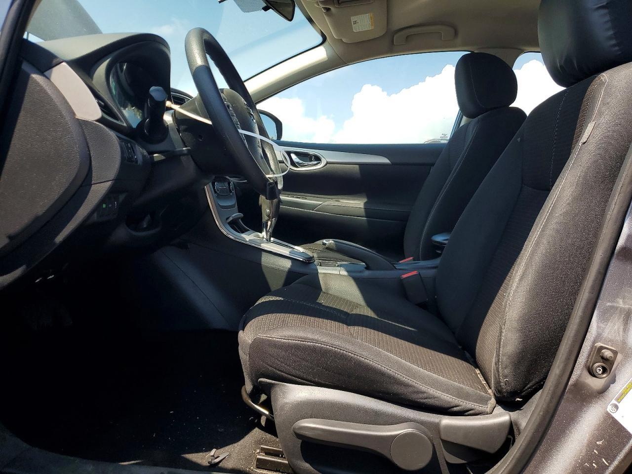 2015 Nissan Sentra S - Фото 7