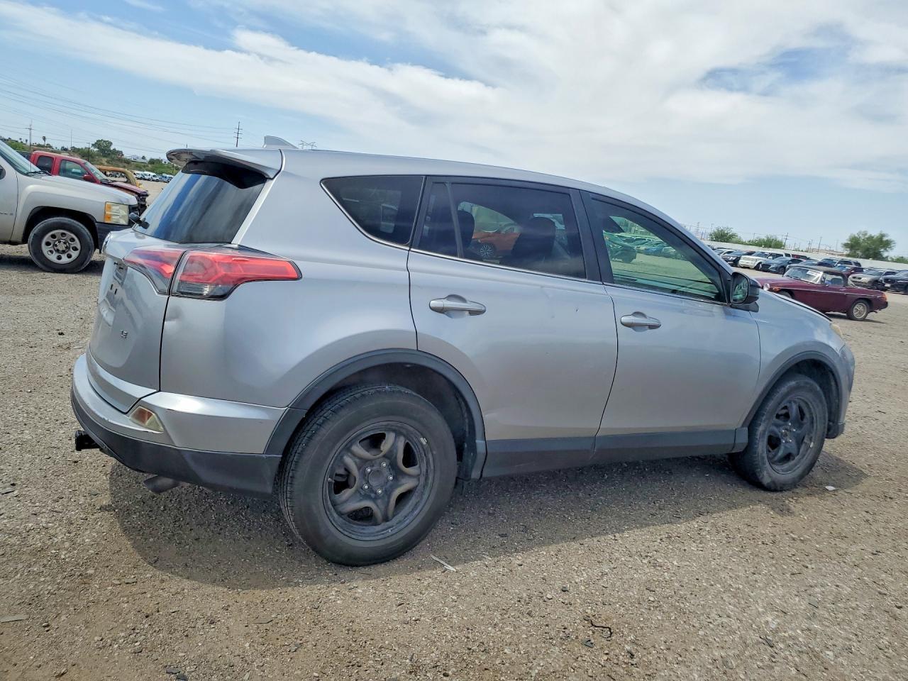 2018 Toyota Rav4 Le - Фото 3