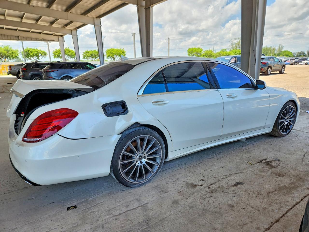 2014 Mercedes-Benz S 550 - Фото 3