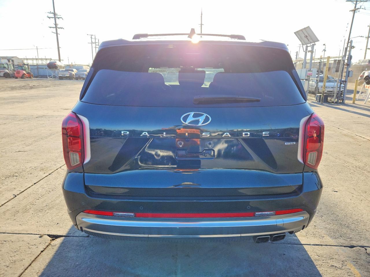 2024 Hyundai Palisade Calligraphy - Image 6