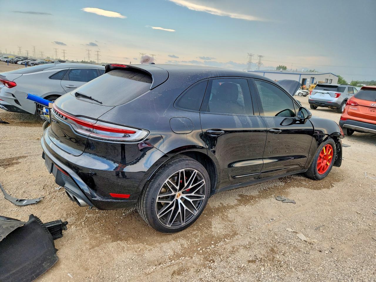 2023 Porsche Macan S - Image 3
