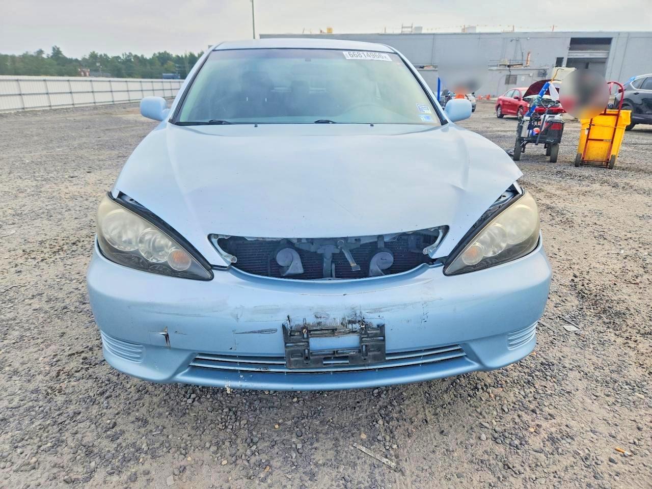 2006 Toyota Camry Le - Image 5