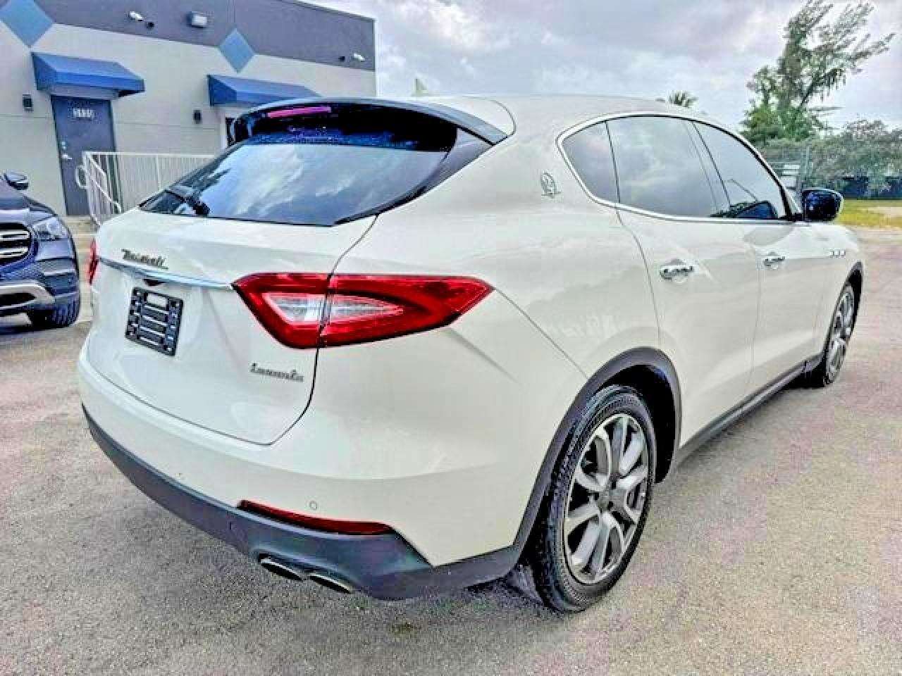 2018 Maserati Levante - Image 3