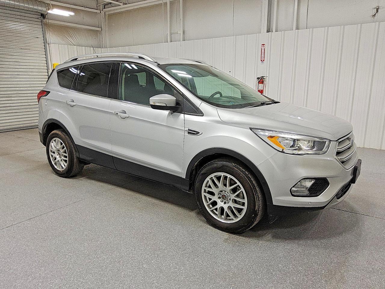 2019 Ford Escape Titanium - Image 4