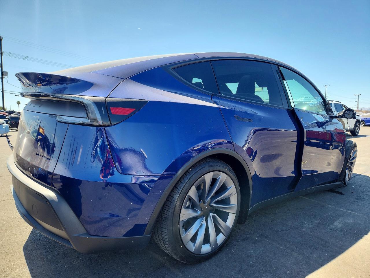 2026 Tesla Model Y - Image 3