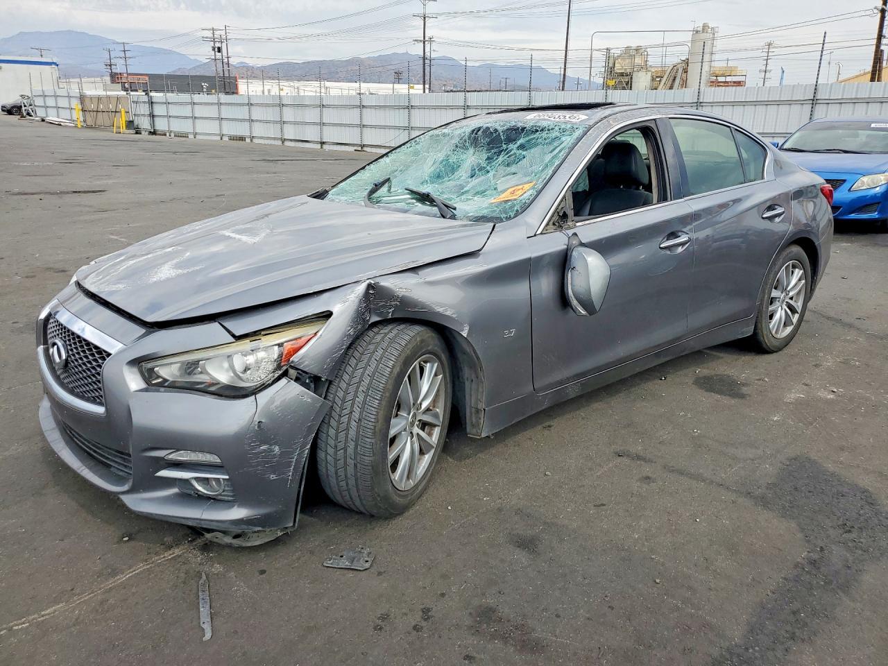 2015 Infiniti Q50 Premium