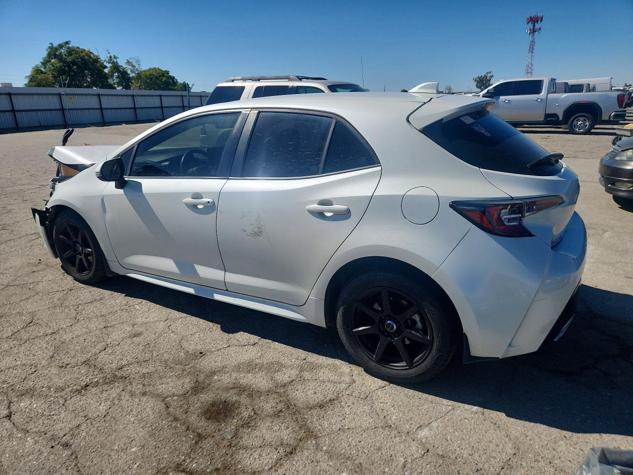 2019 Toyota Corolla Hatchback Se - Фото 2