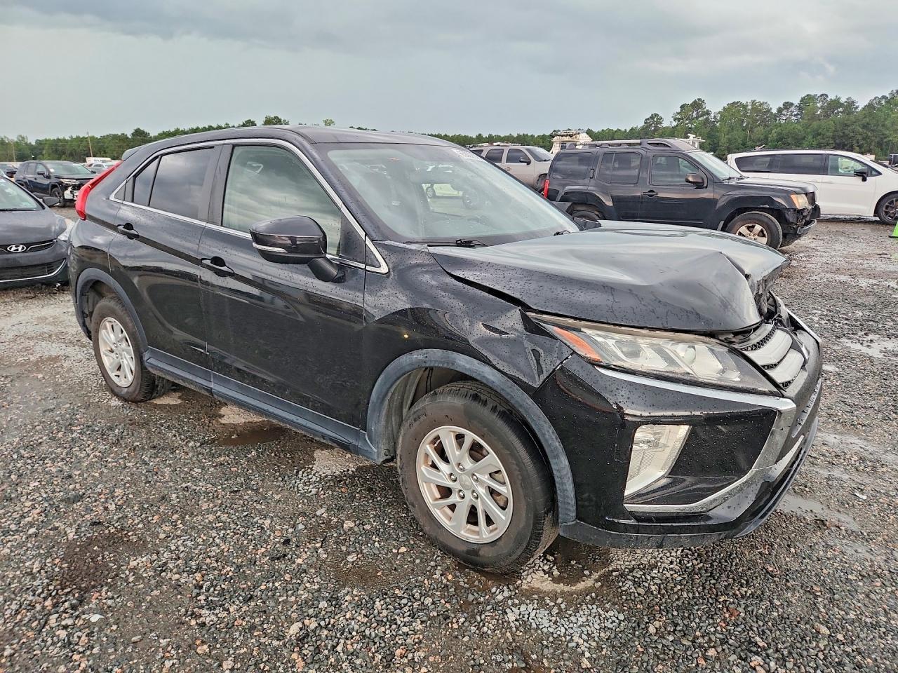 2019 Mitsubishi Eclipse Cross Es - Фото 4